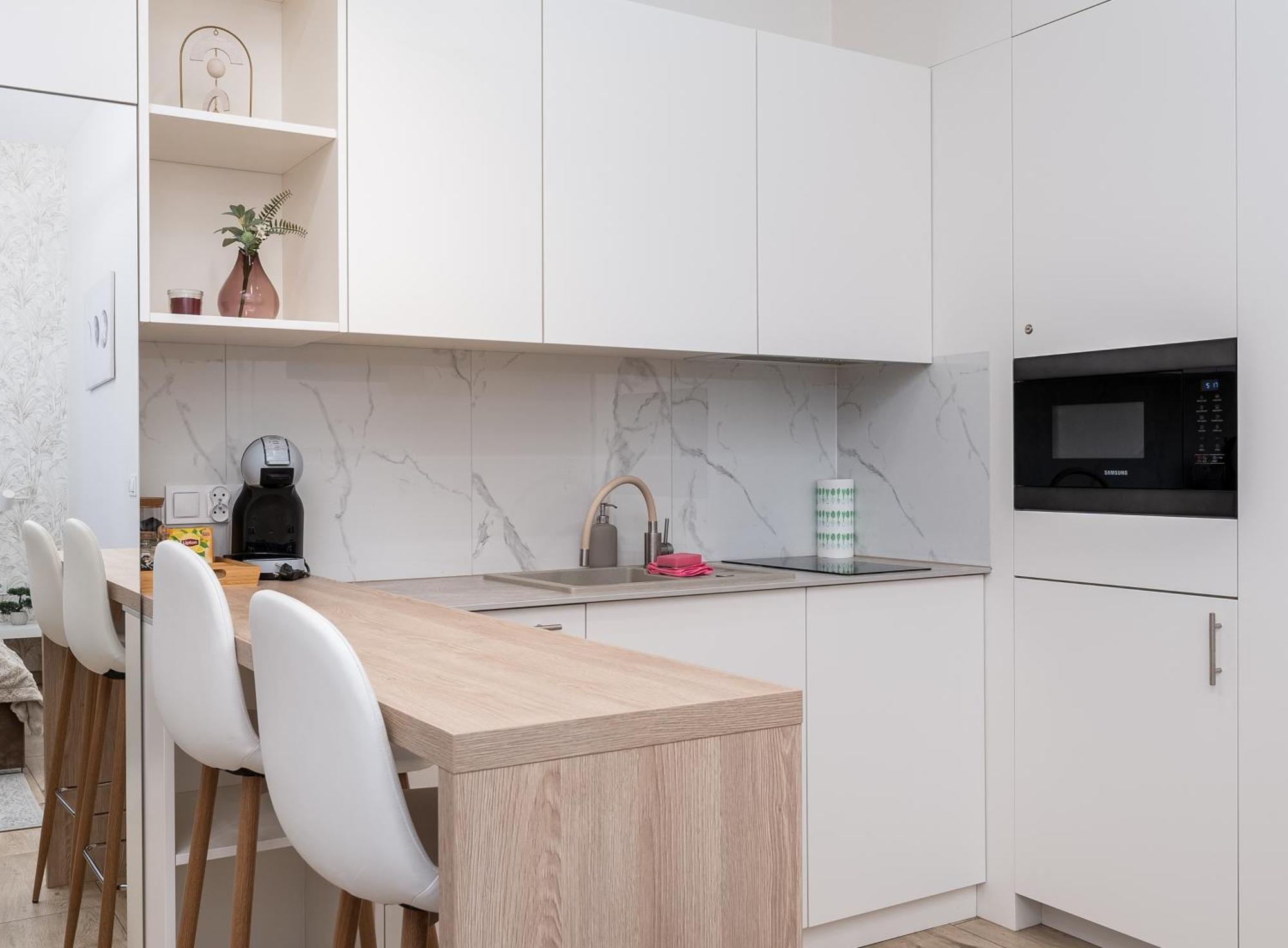Noble Luxury Apartment